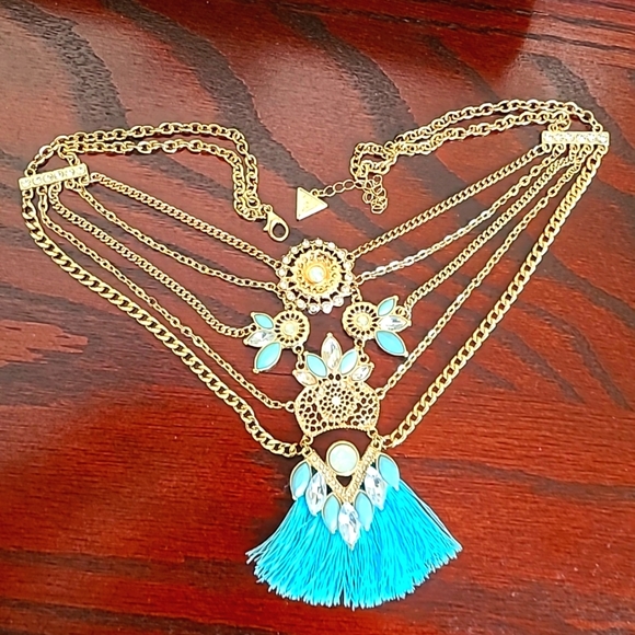 Authentic Guess jewelry set - Picture 4 of 4